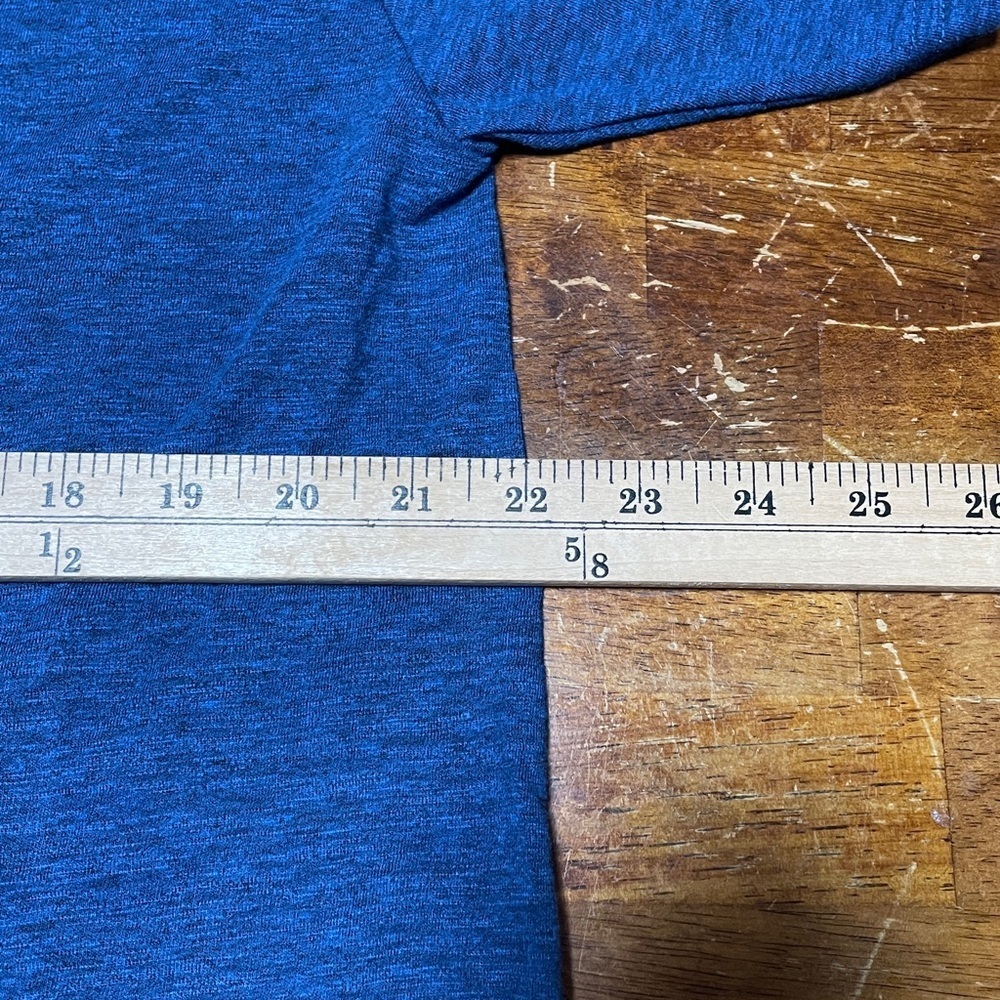 Stay Frosty Christmas shirt, men men’s size XL - Picture 2 of 5